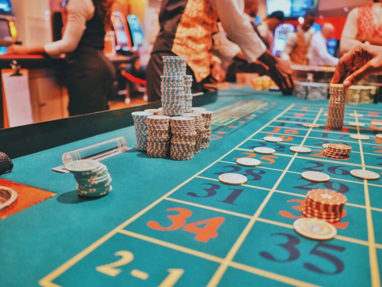 High Rollers Casino VIP crowd